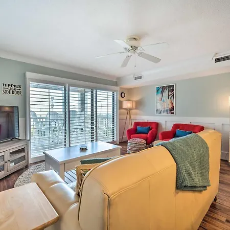 Bright Carolina Beach Condo - Walk To Shore! Exterior photo